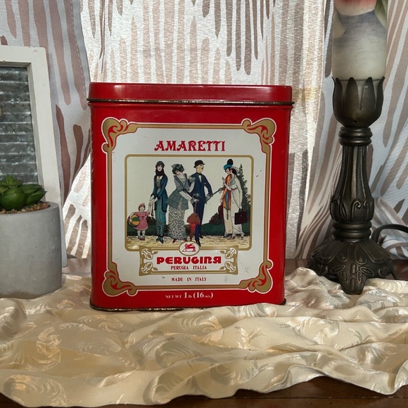 Vintage Perugina Tin For Amaretti Cookies Made In Italy - Picture 3 of 8